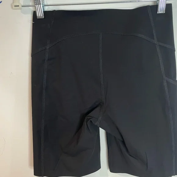 SPANX Every Wear Bike Shorts With Pockets Women's Size Small in Black